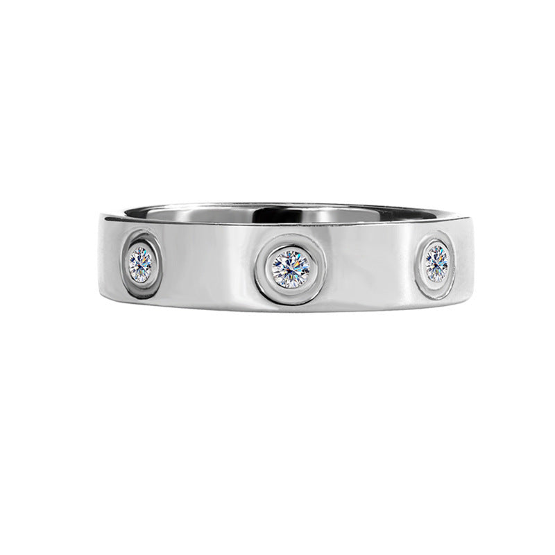Elegant silver accessory –