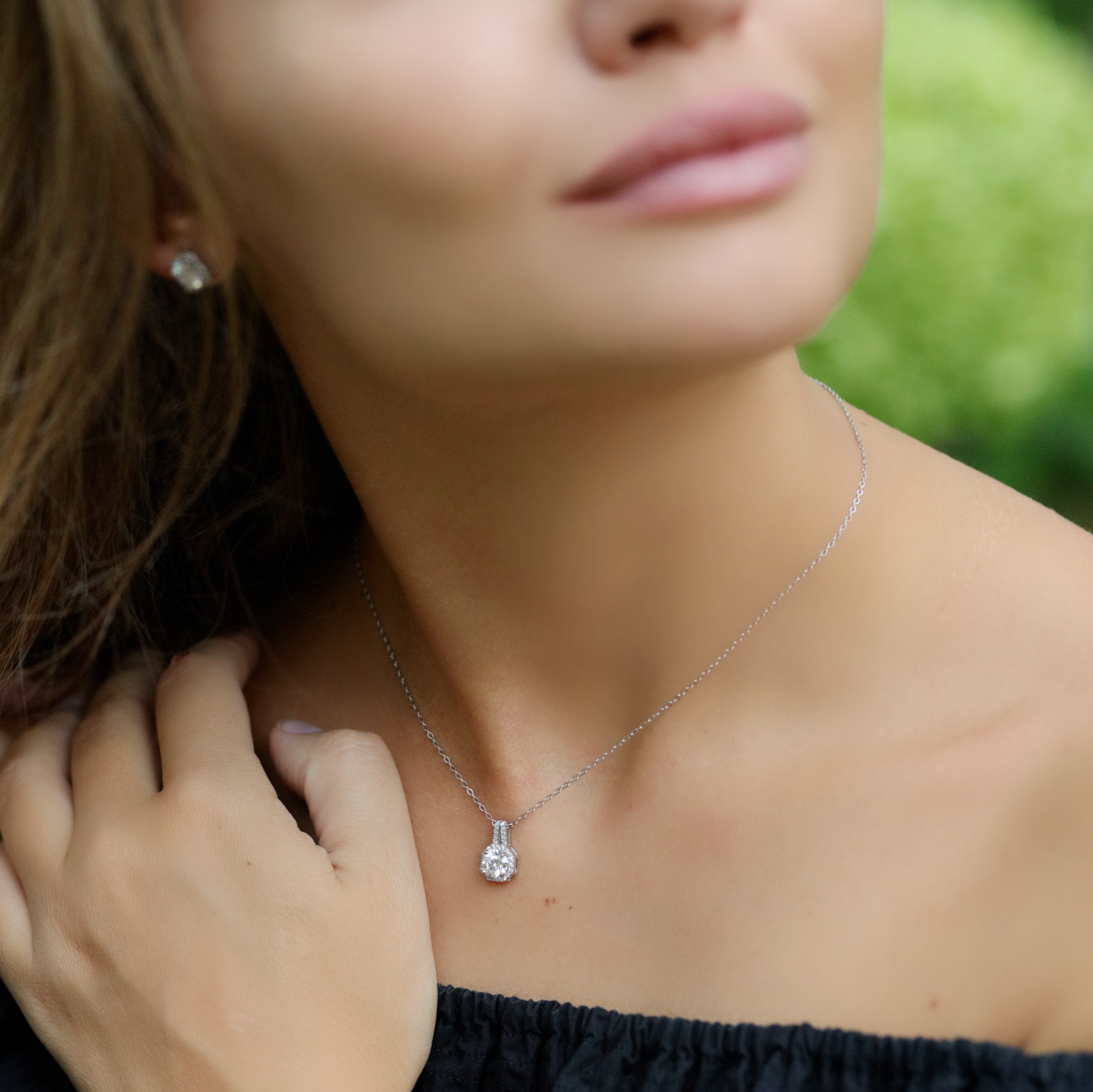Elegant silver accessory –