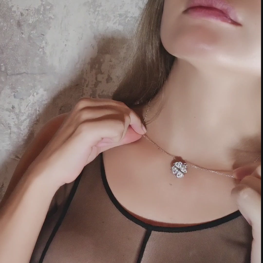 Elegant silver accessory –