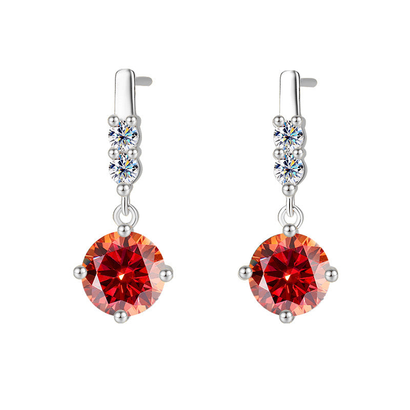 Elegante Moissanit-Ohrhänger in Tropfenform mit Gravur & GRA-Zertifikat. Gefertigt aus 925er Silber. Ideal als Geschenk oder für besondere Anlässe – jetzt bei Steffanii entdecken.
Red
