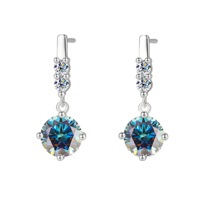 Elegante Moissanit-Ohrhänger in Tropfenform mit Gravur & GRA-Zertifikat. Gefertigt aus 925er Silber. Ideal als Geschenk oder für besondere Anlässe – jetzt bei Steffanii entdecken.
Blue