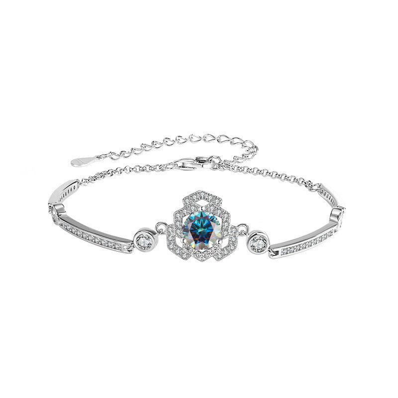 Elegant silver accessory – 