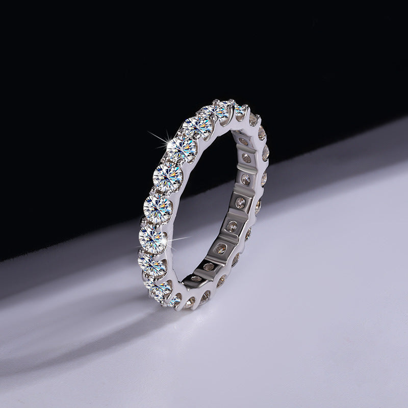 Stellar Majesty Sterling Silber Moissanit Ring