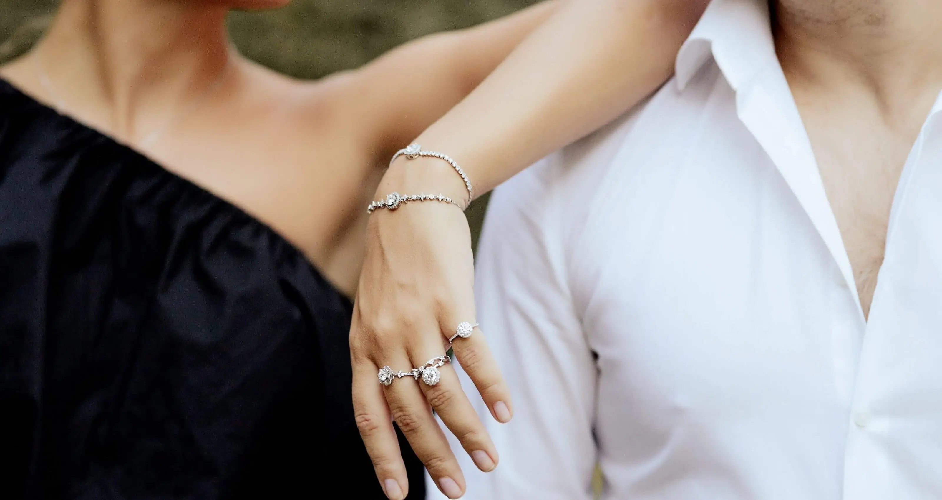 heder-serebro-925-moissanite-banner